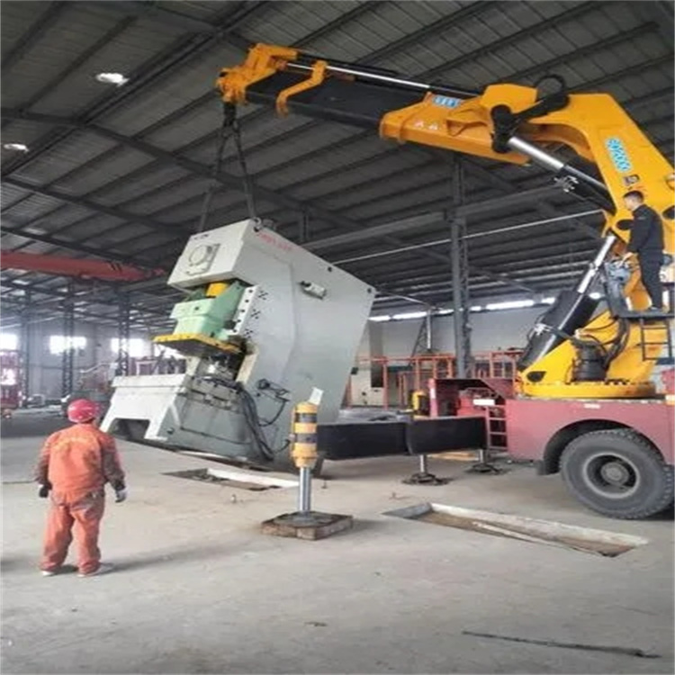 芜湖80吨折臂吊车出租附近电话